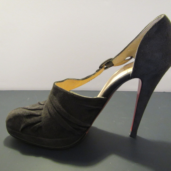 Christian Louboutin Suede Pumps - Picture 3 of 6